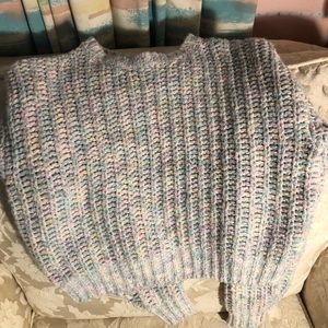 A super cute forever 21 sweater